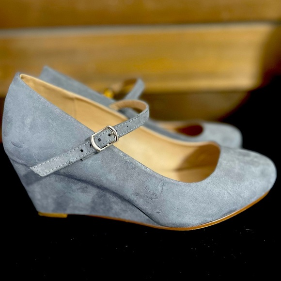 Women Wide Width Wedges size 8 - Picture 1 of 5
